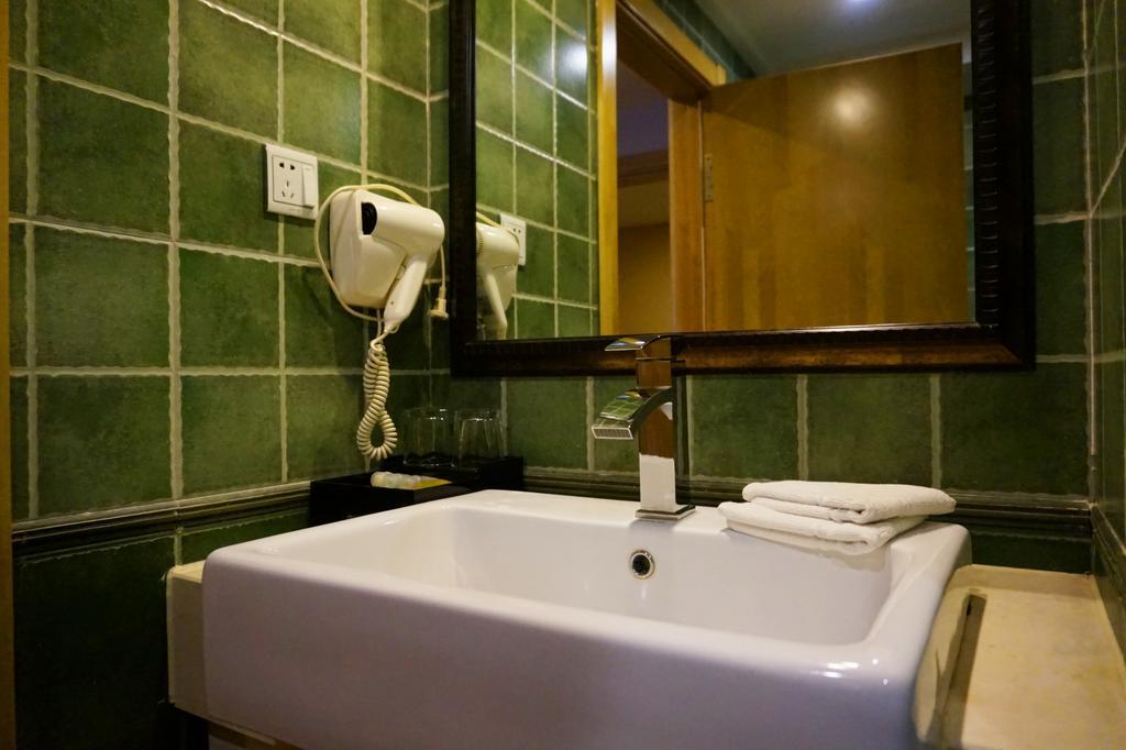 Harbin Walker Coffee Hotel Екстер'єр фото
