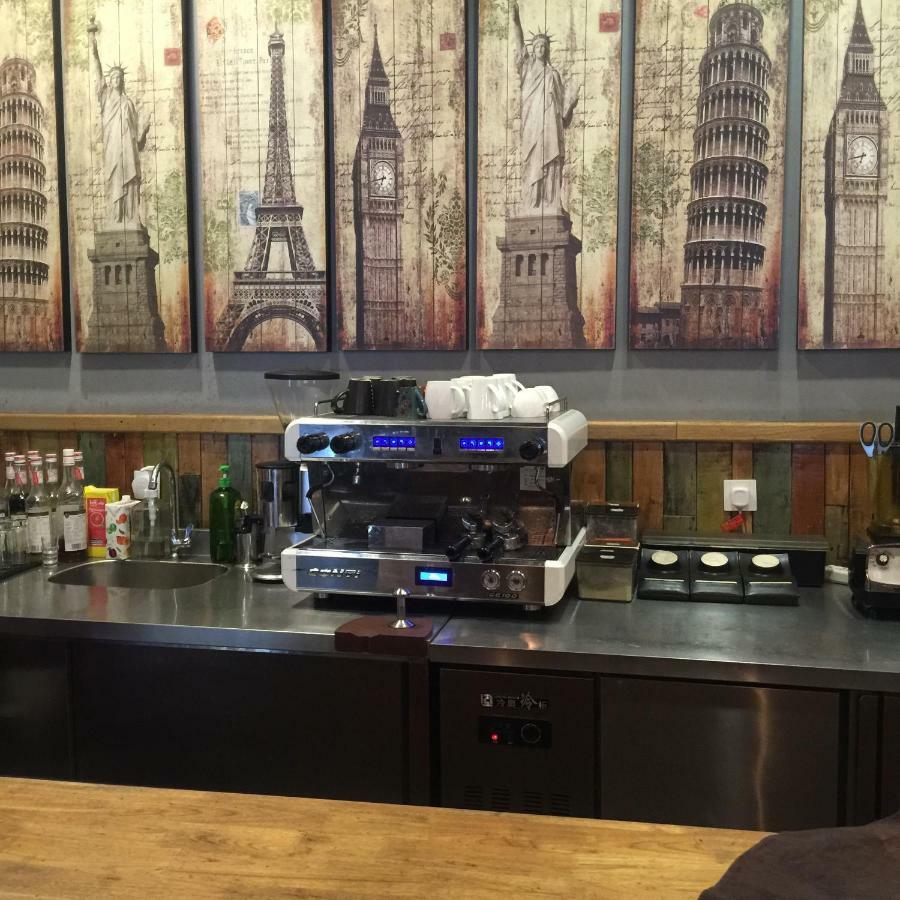 Harbin Walker Coffee Hotel Екстер'єр фото