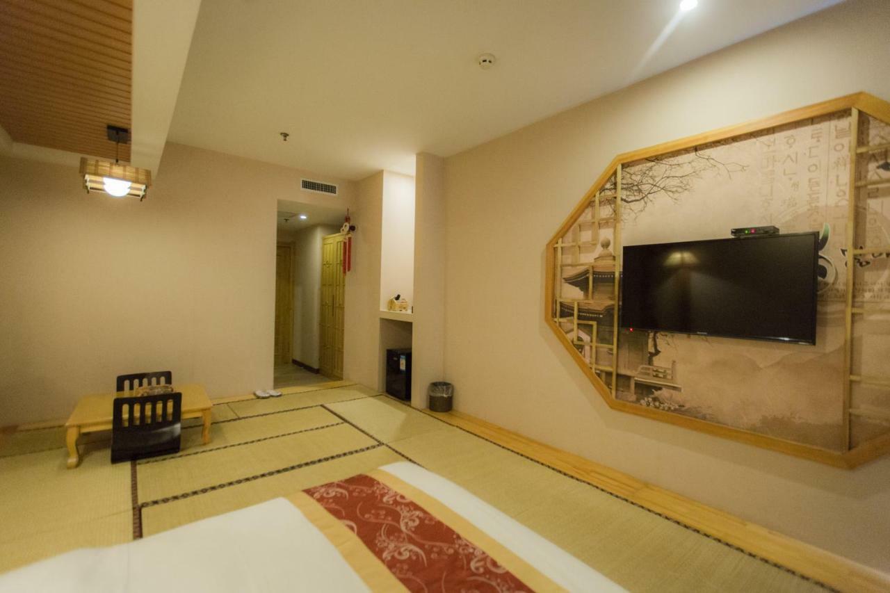 Harbin Walker Coffee Hotel Екстер'єр фото