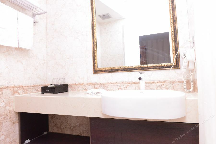 Harbin Walker Coffee Hotel Екстер'єр фото